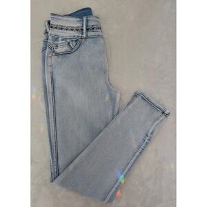 Diva Star Juniors Size 15 Blue Denim Jeans Embroidery on the Waist 3 Buttons